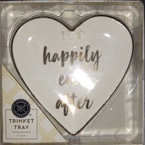 🍁Autumn Closeout SALE 25%🍂🛍Modern Expressions Trinket Tray🛍